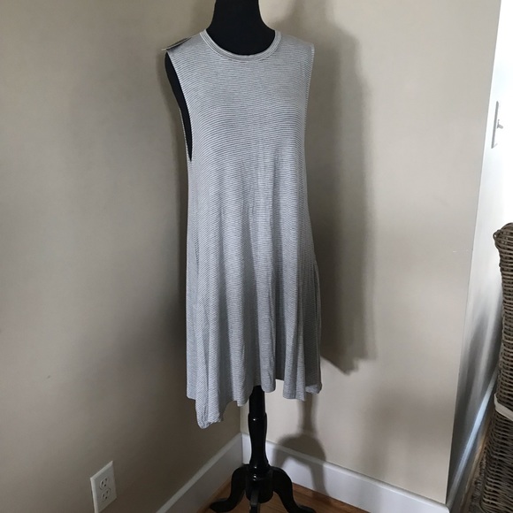 Brand New LaClass Beach Casual Dress - Picture 3 of 8